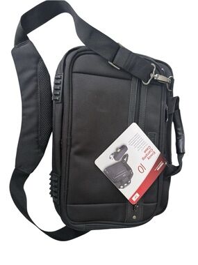 NWT Toshiba Envoy Black Laptop Shoulder Bag 14”